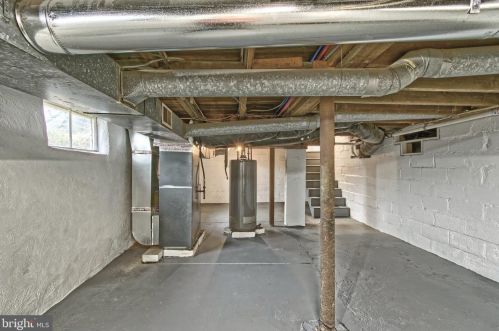 711 Columbia Blvd, West Deptford NJ  08063-1307 exterior