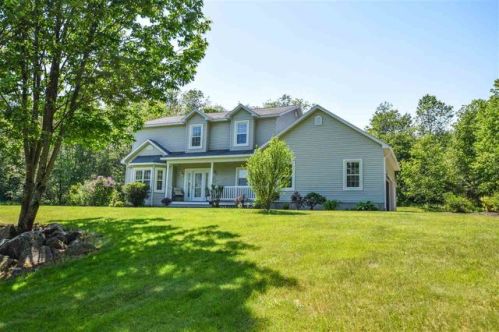 135 Hoyt Rd, Laconia, NH 03249-7579