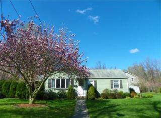 104 Raymond Cir, Agawam, MA 01001-2426