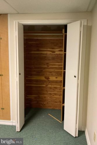 154 Evan Ct, West Deptford NJ  08086-2007 exterior