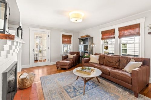 34 Winthrop St, Milton MA 02186-1546 exterior