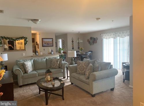 19 Highbridge Ln, West Deptford NJ  08086-2254 exterior