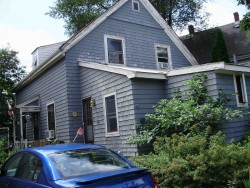 5 Crescent Sq, Newton, MA 02458-1513