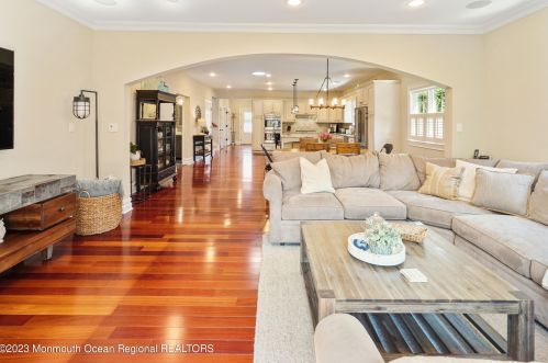 90 Lovett Ave, Little Silver NJ 07739-1403 exterior