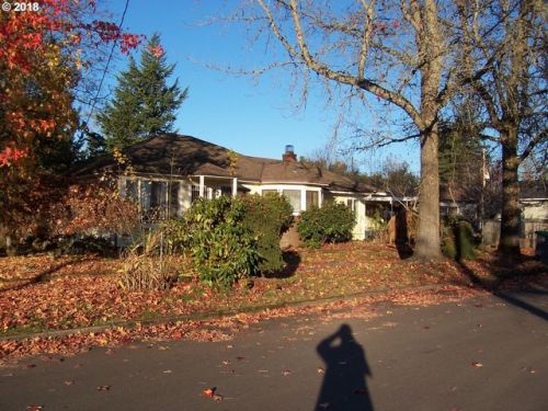 1303 Logan St, Mcminnville, OR 97128-3711