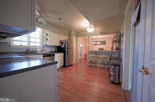 239 Hampshire Dr, West Deptford NJ 08096-4206 exterior