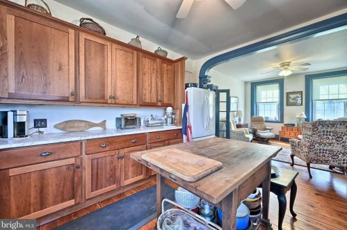 385 Springview Rd, Carlisle PA 17015-7411 exterior