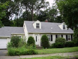 66 Elinor Rd, Newton, MA 02461-1835