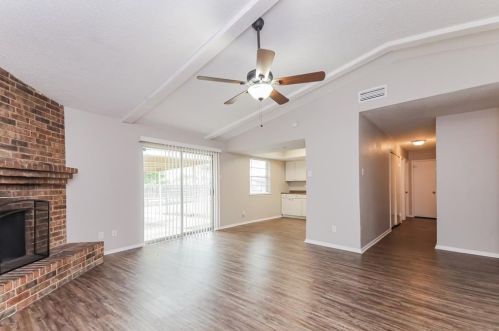 1933 Whitney Dr, Garland TX  75040-5497 exterior