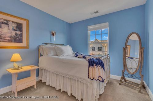 136 Kyle Dr, Tinton Falls NJ  07712-7537 exterior