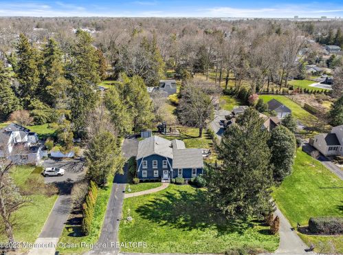 450 Branch Ave, Little Silver NJ  07739-1111 exterior