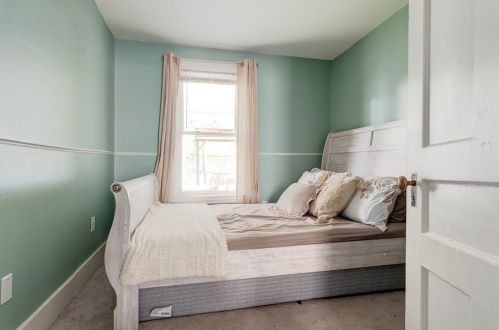 105 Oak St, Winchendon MA 01475-1538 exterior