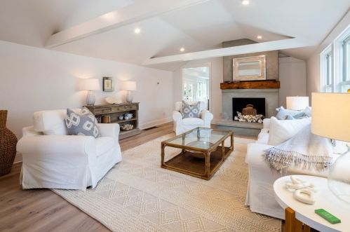 875 Orleans Rd, Chatham MA 02633-1977 exterior