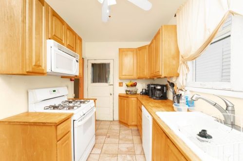 1224 Grv Ave, Forest View IL 60402-1223 exterior