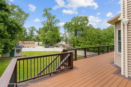 496 Ridgedale Ave, East Hanover NJ  07936-3006 exterior