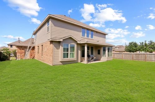 9534 Bonbrook Bnd Ln, Richmond TX 77469-4730 exterior