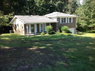 2832 2nd Pl, Birmingham AL  35215-1724 exterior