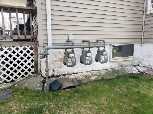 12 Bay St, Taunton MA 02780-2521 exterior