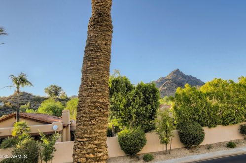 6204 30th Pl, Phoenix, AZ 85016-2237