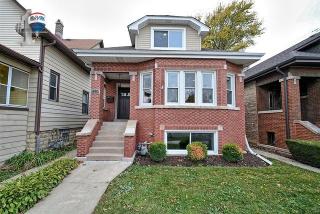 2216 East Ave, Forest View, IL 60402-2432