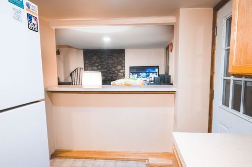 38 Wind Dr, Plymouth MA 02360-2714 exterior