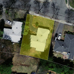 66 Maynard St, Newton MA  02465-1359 aerial view