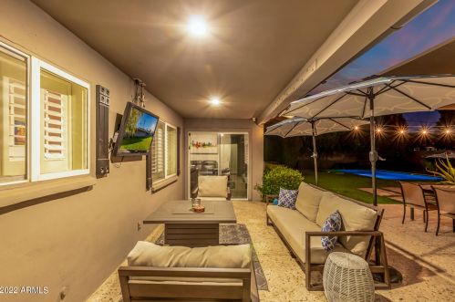 6849 2nd St, Phoenix AZ  85012-1005 exterior