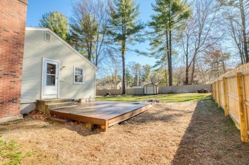 28 Laro Rd, Montgomery MA 01085-5016 exterior