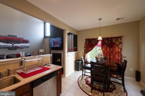 341 Chancellor Dr, West Deptford NJ  08096-5170 exterior