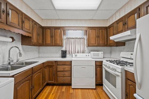 170 Bellingham St, Chelsea MA 02150-3315 exterior