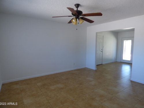 18020 31st Ave, Phoenix AZ  85053-1701 exterior