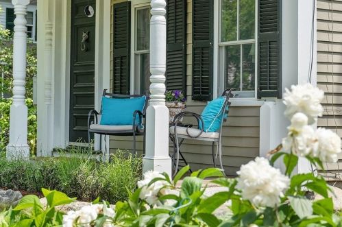 62 Lowell St, Carlisle, MA 01741-1314