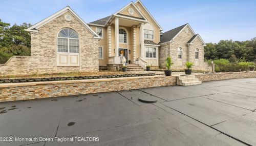 750 Farmingdale Rd, Jackson Twp NJ 08527-4301 exterior