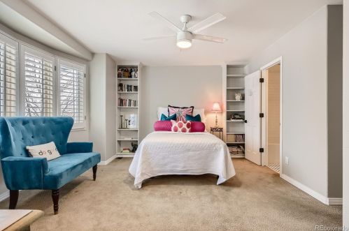 27 Glenmoor Dr, Englewood CO 80113-7115 exterior