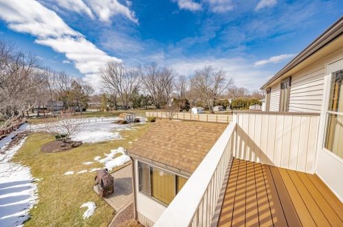 25 Danny Ln, Agawam MA 01001-3529 exterior