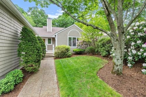 403 Dedham St, Newton, MA 02459-3300