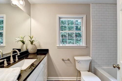 2349 Leisure Lk Dr, Atlanta GA 30338-5319 exterior