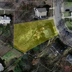 95 Woodcliff Rd, Newton MA 02461-1824 aerial view