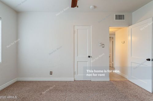 1502 Edgemont Ave, Phoenix AZ 85035-1916 exterior