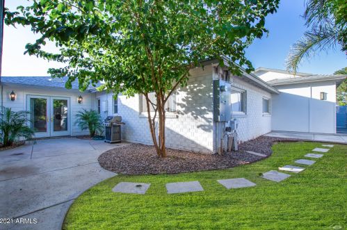 3429 Coolidge St, Phoenix AZ 85018-3425 exterior