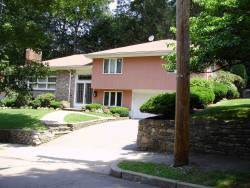 37 Westgate Rd, Newton, MA 02459-3133