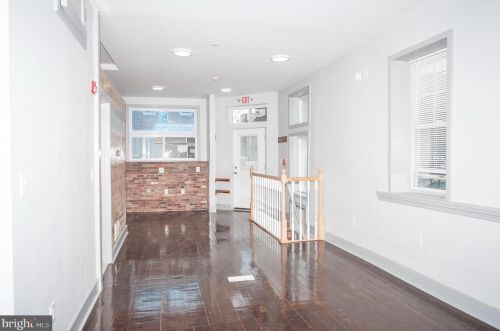 1815 20 St, Philadelphia PA 19145-2048 exterior