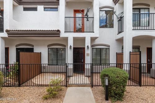 3150 Beardsley Rd, Phoenix AZ  85050-3560 exterior