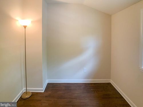 102 Marion Ave, West Deptford NJ 08093-2029 exterior