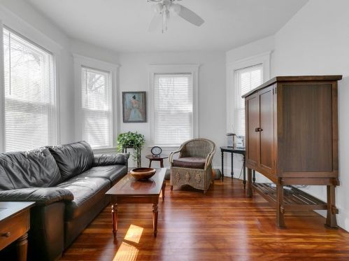 61 Paul Revere Rd, Arlington MA 02476-5729 exterior