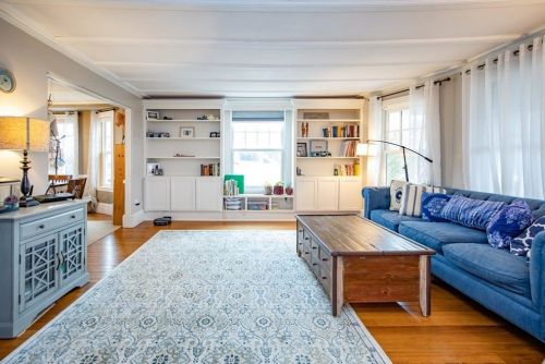 28 Pickett St, Beverly MA 01915-3441 exterior