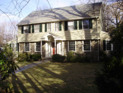 78 Bishopsgate Rd, Newton, MA 02459-2031