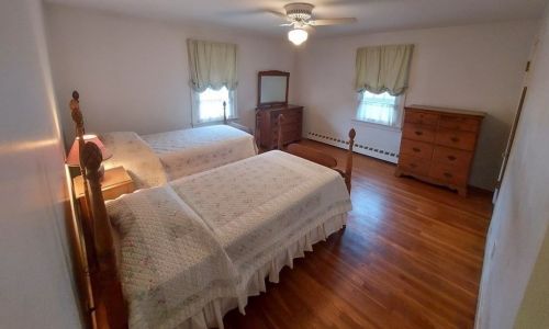 203 Delmont Ave, Worcester MA 01604-2136 exterior