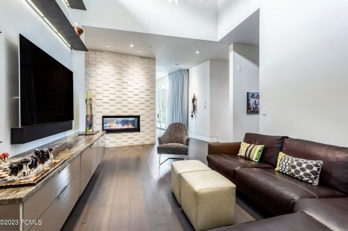 143 White Pne Cyn Rd, Park City UT 84060-6505 exterior