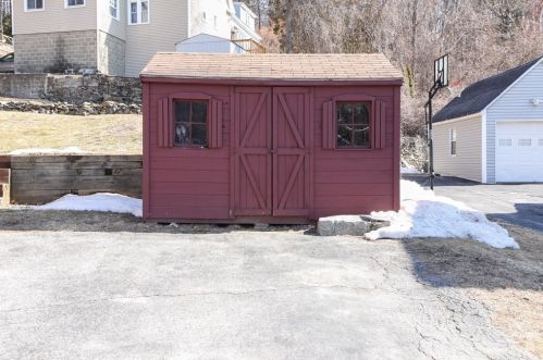 20 Glendale St, Worcester MA 01602-2841 exterior